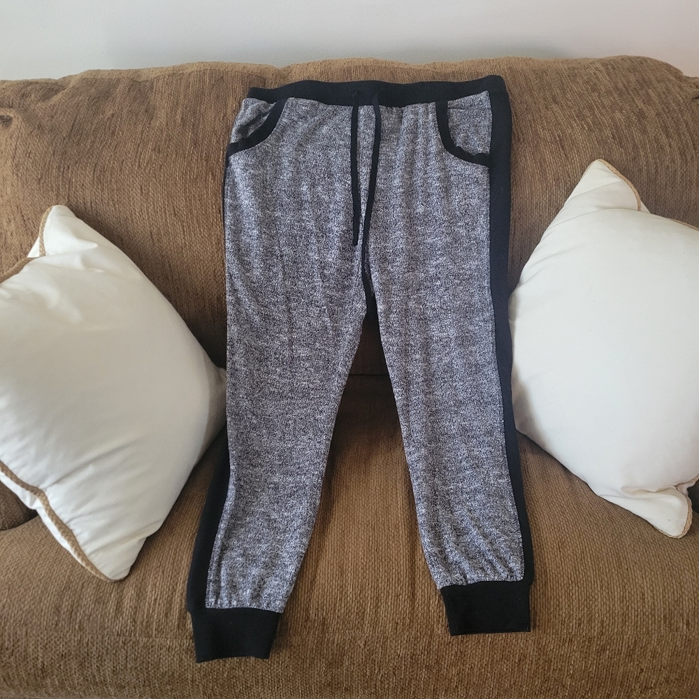 New Boundaries Joggers